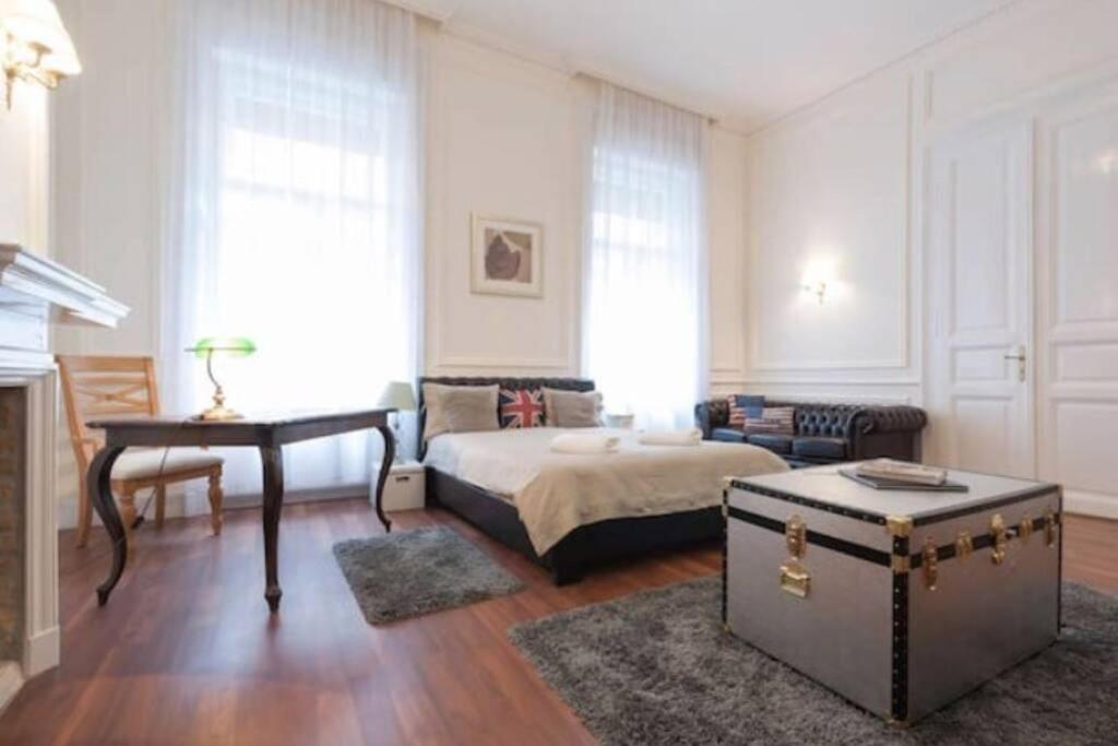 Luxury Art Deco Suite Close To Museum Of Fine Arts Budapest Exterior photo